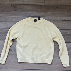 Vintage GAP butter yellow knit crewneck sweater